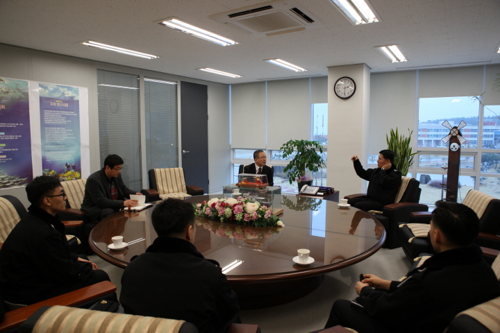 해군1함대 사령관 방문